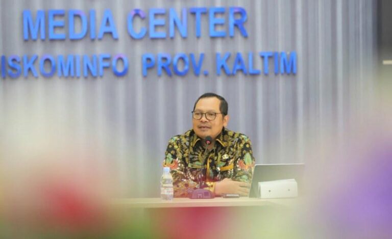 FOTO : Dr Jaya Mualimin.
