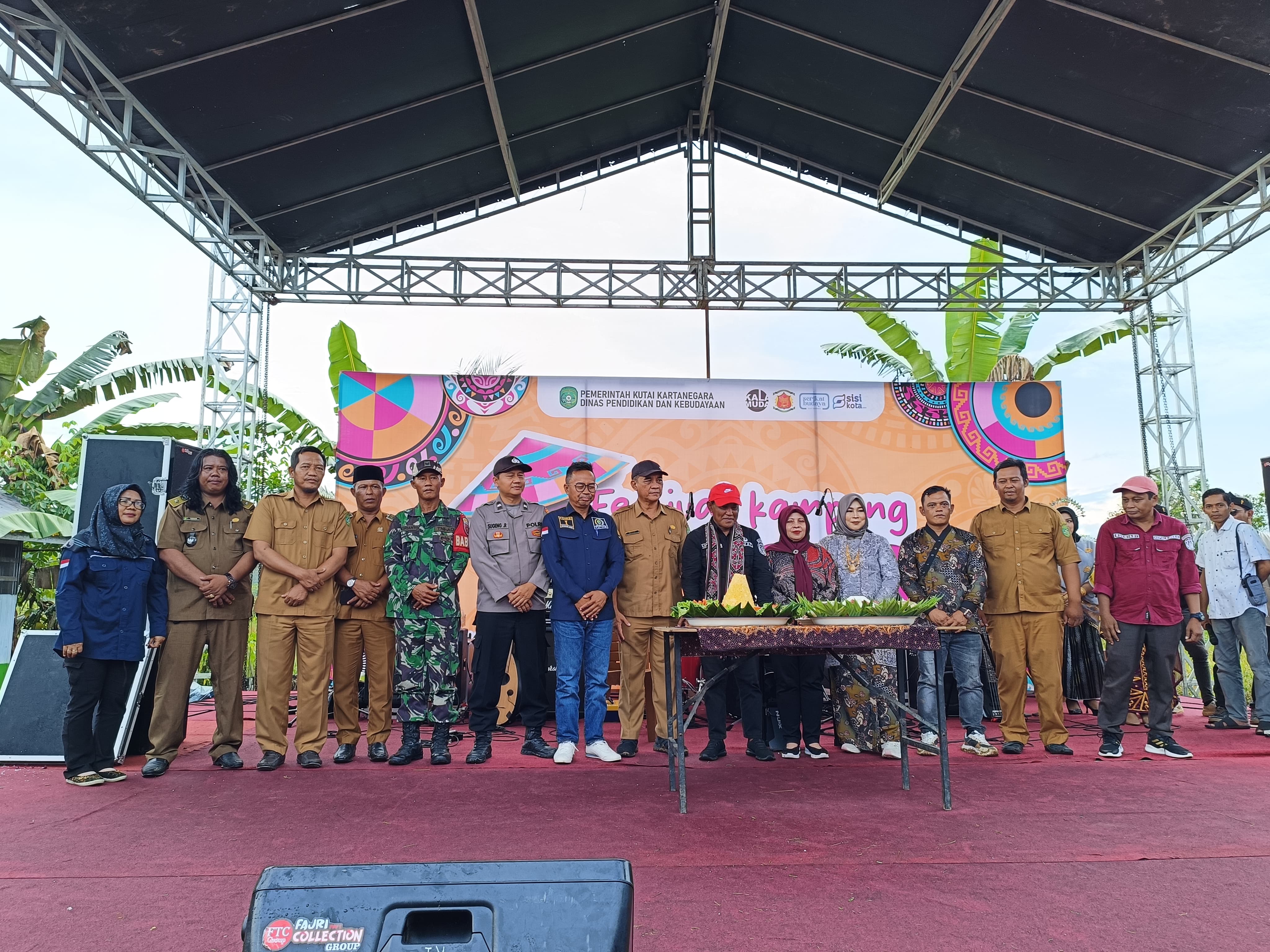 Kegiatan Festival Kampong Seraong