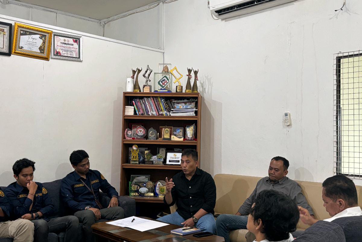 Rapat KPID Kaltim untuk mematangkan pelaksanaan kegiatan literasi media yang akan digelar di UINSI Samarinda. (IST)