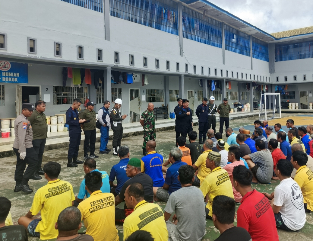 Foto: Kegiatan razia dan ikrar HALINAR di Lapas Narkotika Samarinda (dok.istimewa)