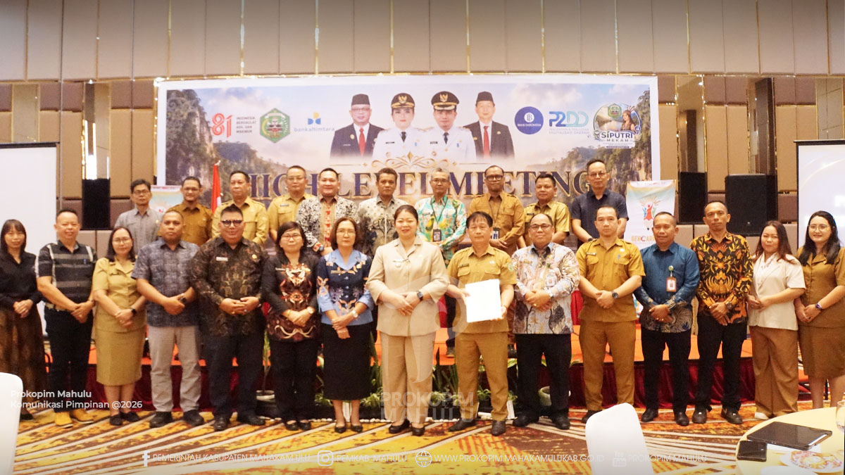 Bupati Mahakam Ulu Angela Idang Belawan saat menghadiri pembukaan High Level Meeting Transformasi Tata Kelola PAD