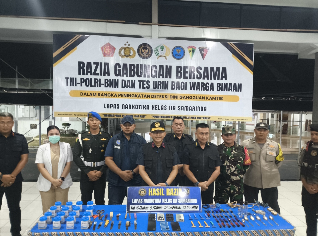 Barang-barang yang di temukan saat razia gabungan di lapas narkotika kelas IIA samarinda